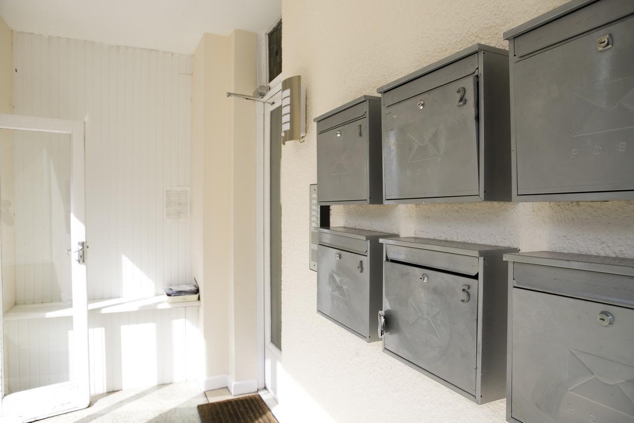 Large 2 Bedroom Apt - Near Beach - Free Parking Bournemouth Esterno foto